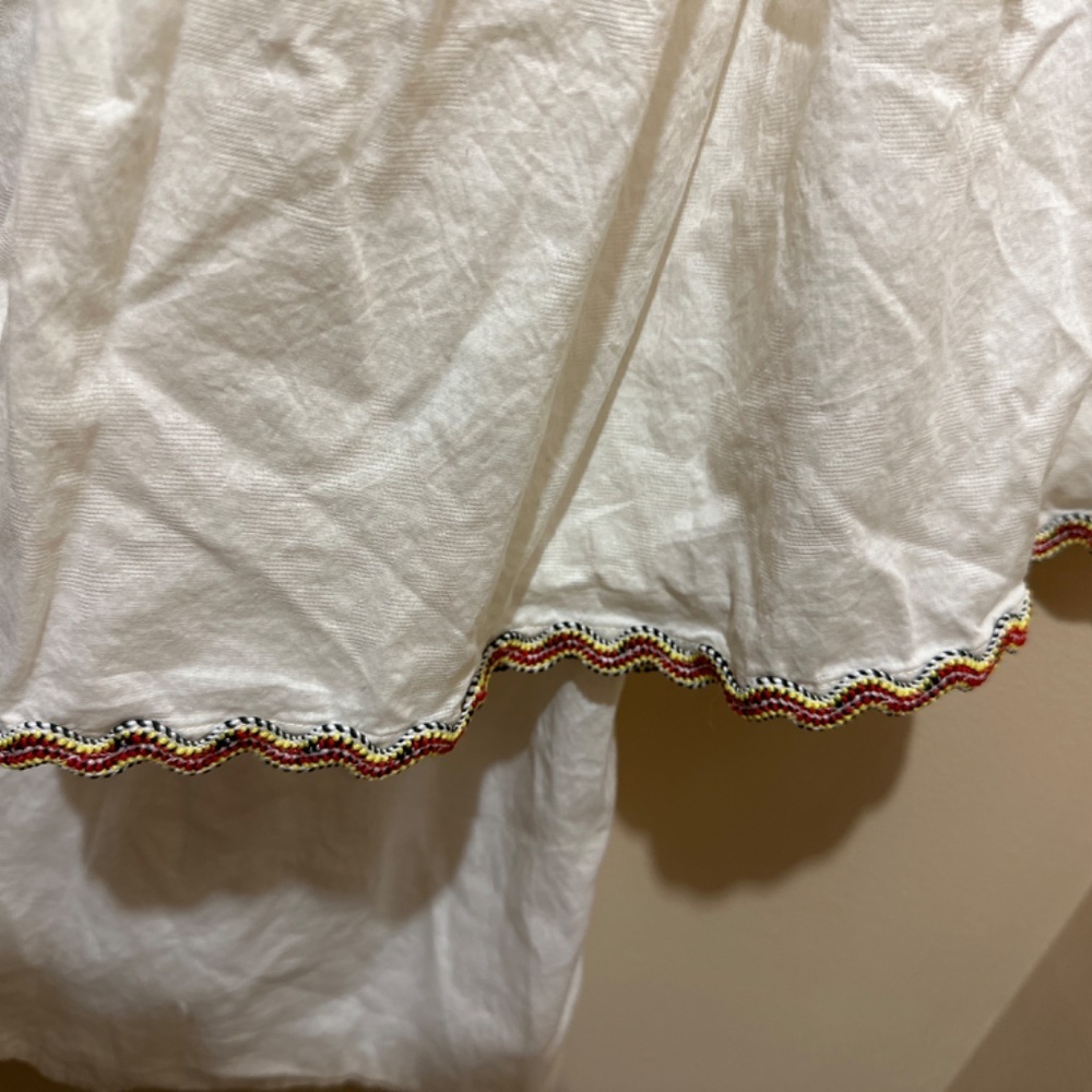 By outfitters embroidered women blouse Boho key hole Sz L - Picture 7 of 8